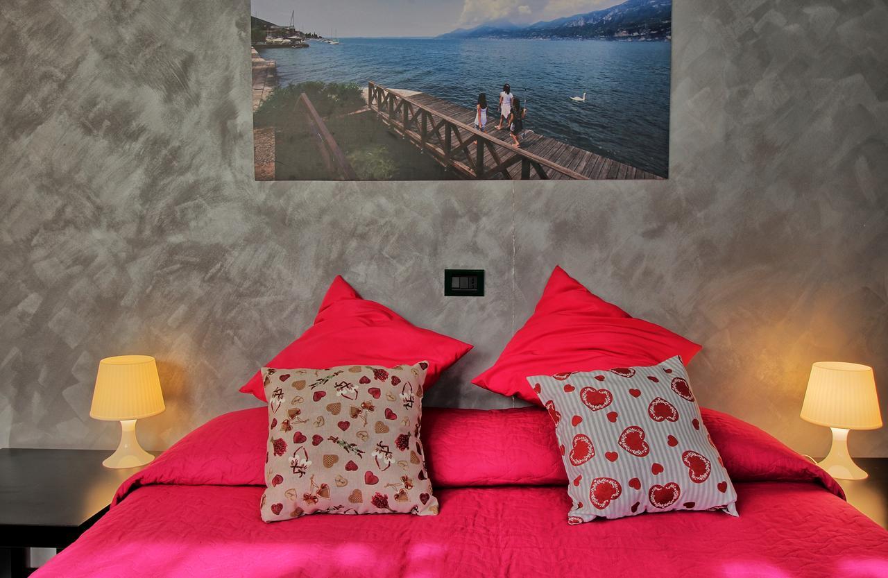 Casa Aurora Self Catering Studio Como Vacanze Экстерьер фото